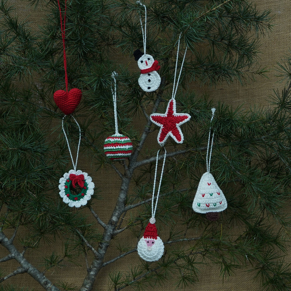 Christmas home decor - pack of 7 Stuffed Plush Toy | Festive Glow Set – Handcrafted santa, Heart, Snowman, Star, Bauble, Mistletoe, Christmas Tree , | Artisan Made In India | 100% Cotton | Gift pack